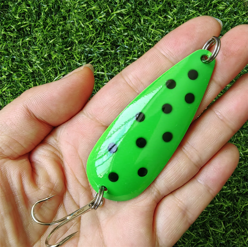 1PCS Spinner Spoon Lure 27G 19 - مراجعة Fishing Hook Treble وسعره